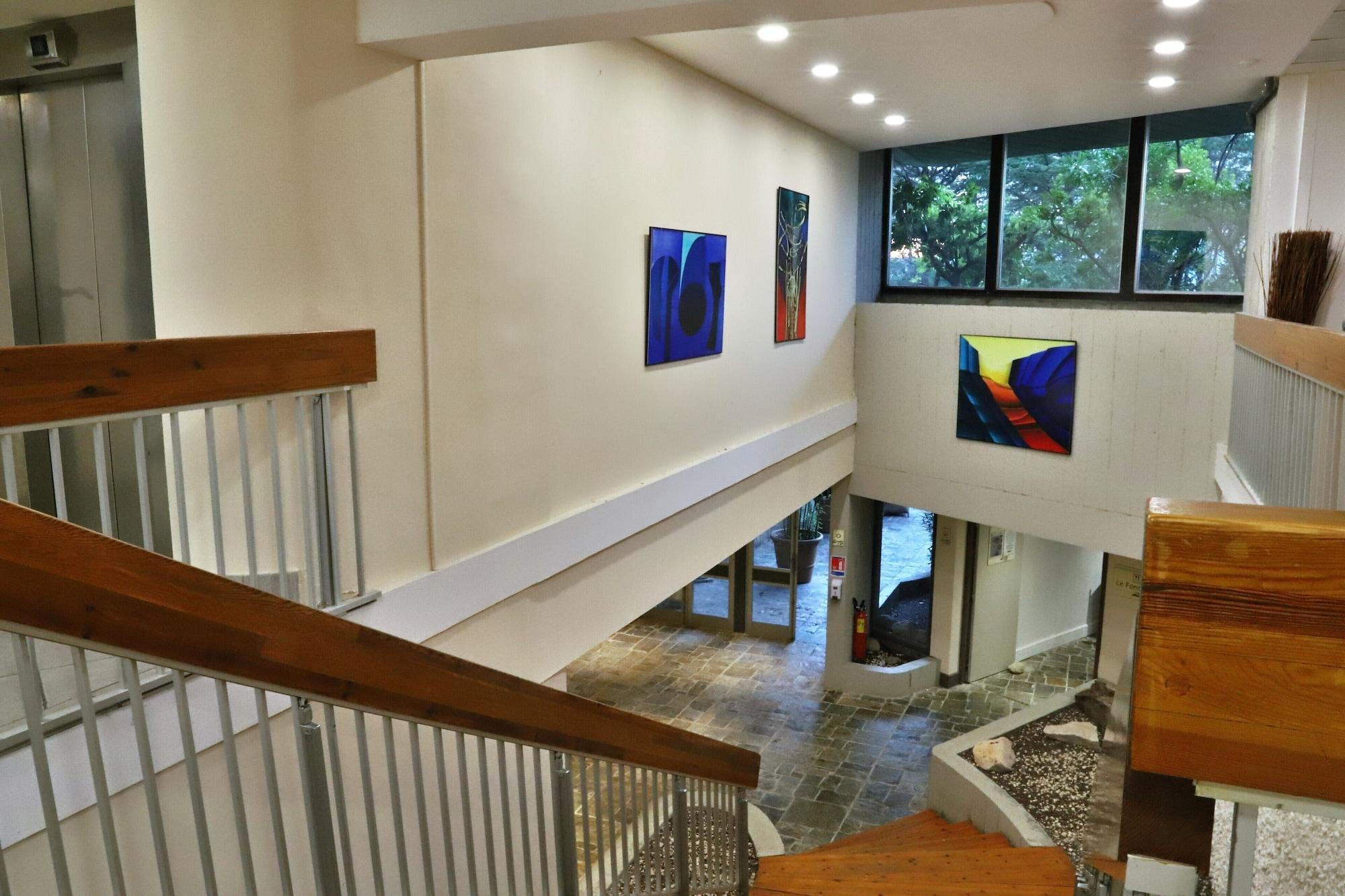 Sowell Hotels Ardeche Grospierres Ngoại thất bức ảnh